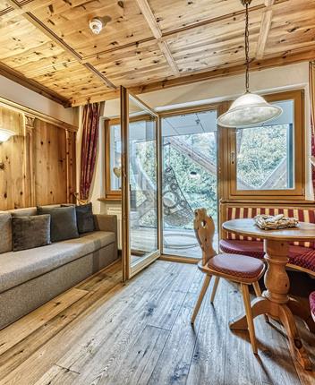 Telfer Weißn Junior Suite with conservatory