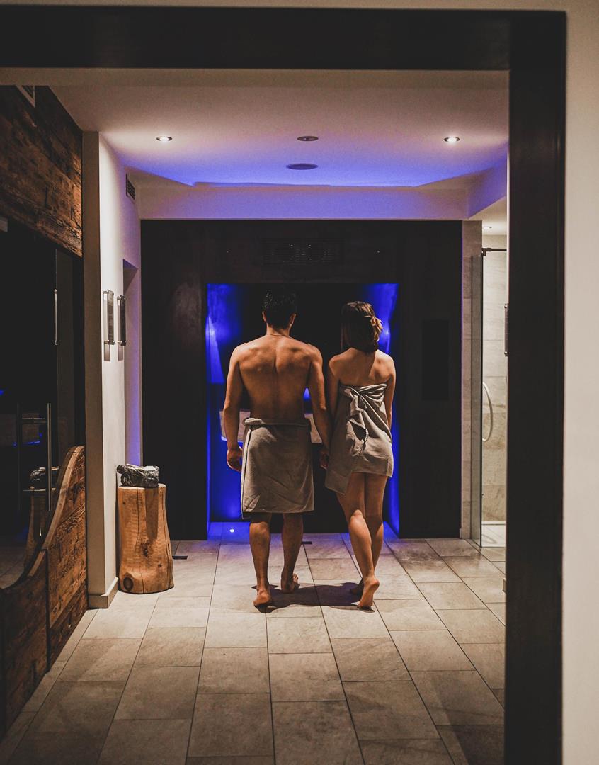 Una coppia nella spa