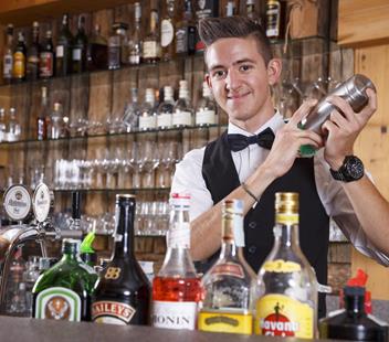 ratschingserhof-team-barkeeper-08