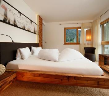 Schlafzimmer mit Doppelbett - Vital Suite