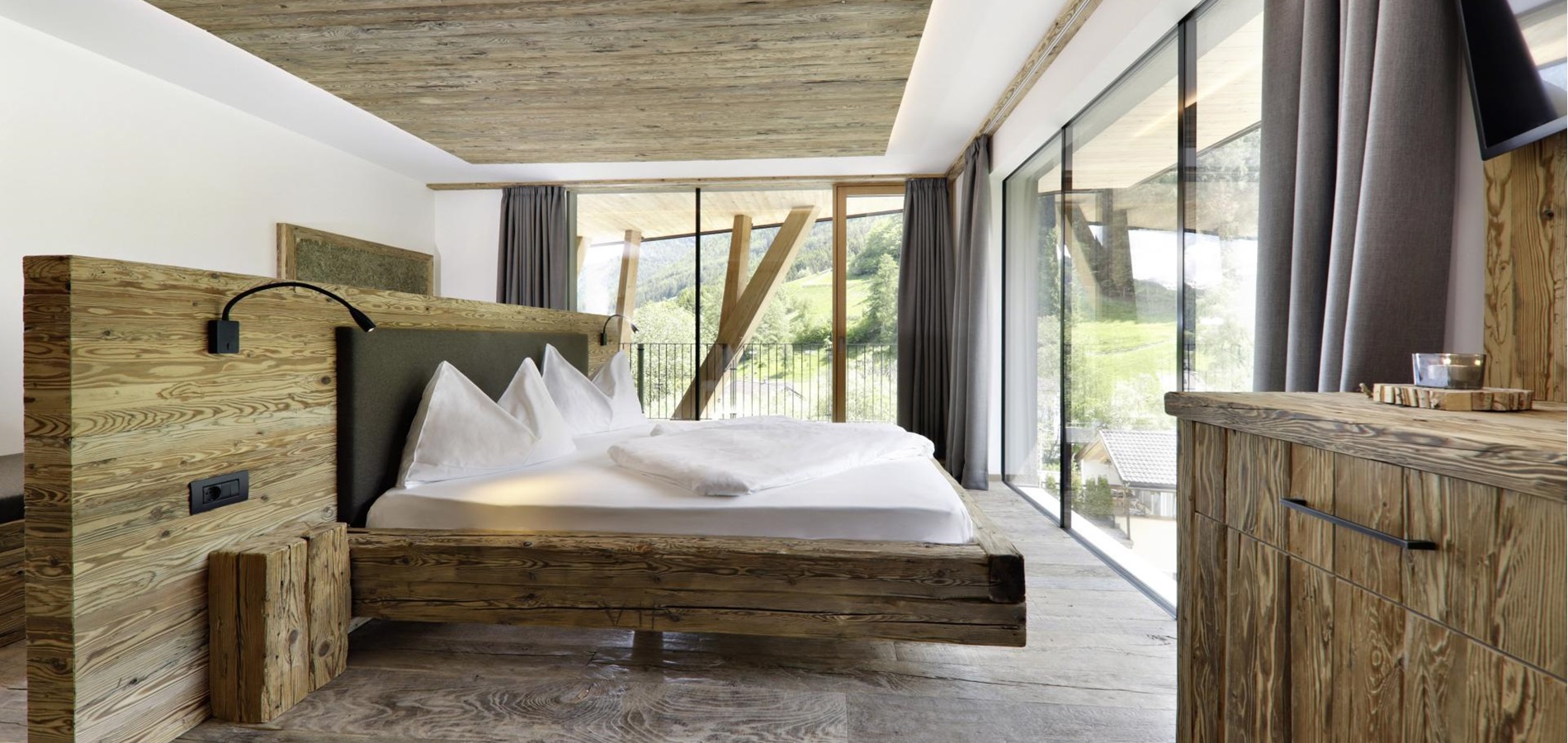 Bio Suite con letto matrimoniale e balcone